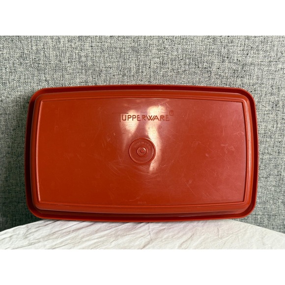 Tupperware Paprika Deli Cheese Keeper Storage 816-18 - Picture 3 of 4